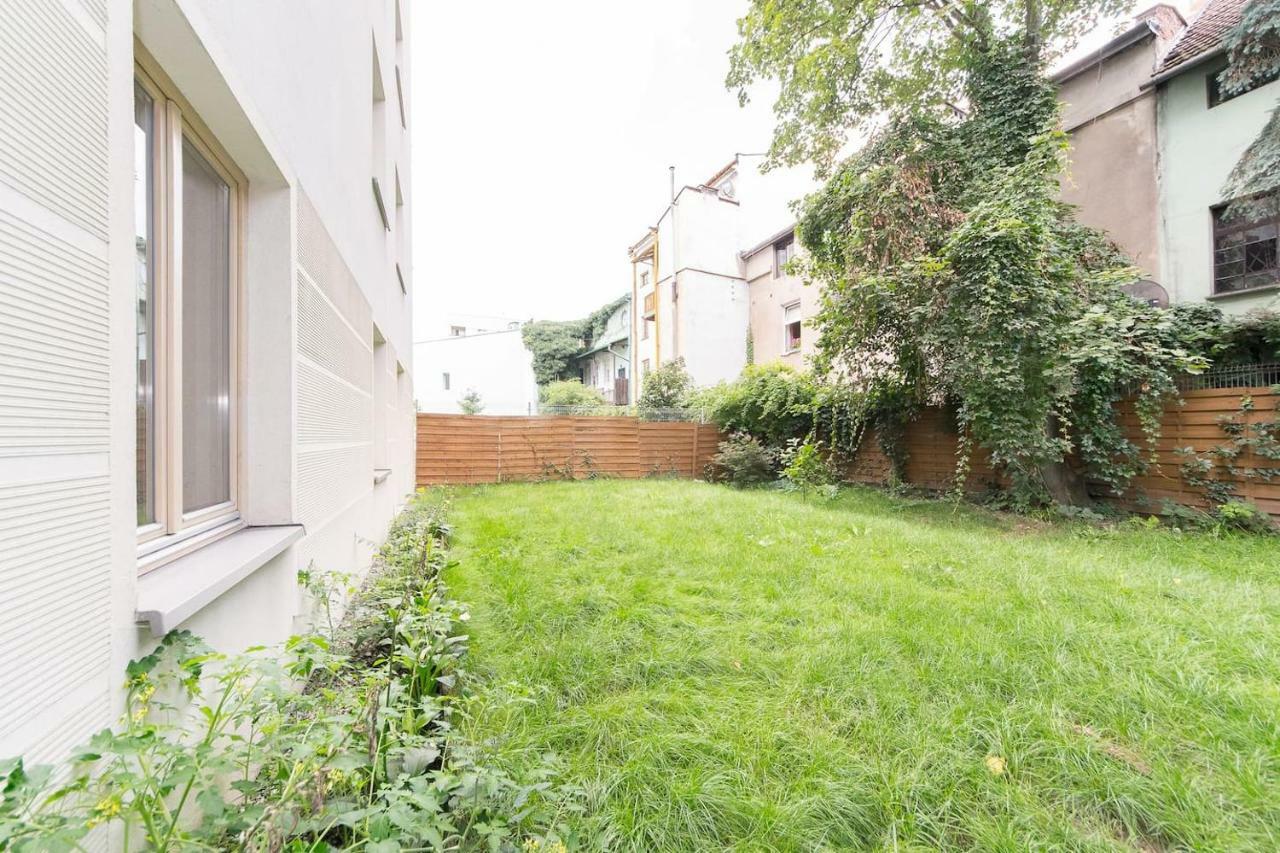 Private Garden In City Center P4You Pl Krakau Exterior foto